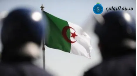 ما هي المزايا الإضافية التي يحصل عليها موظفو المخابرات؟
