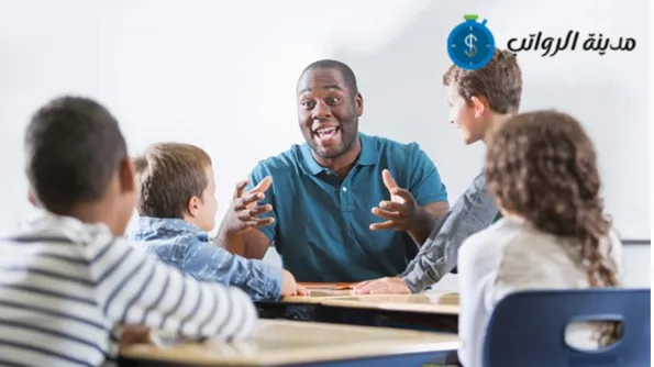 الأسئلة الأكثر شيوعًا [FAQs] حول راتب مساعد المعلم في الامارات